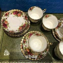 Service à thé vintage Royal Albert Old Country Roses de 18 pièces