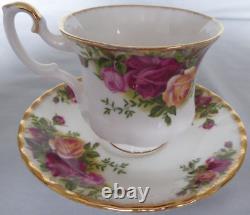 Service de 6 tasses à café et soucoupes Vintage Royal Albert Old Country Roses 1962