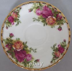 Service de 6 tasses à café et soucoupes Vintage Royal Albert Old Country Roses 1962