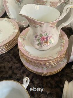 Service de dîner Royal Albert Serenity pour 6 personnes, service à café et service à thé