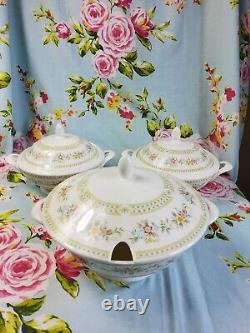 Service de dîner en porcelaine vintage Minton Wildmoor avec soupière, plat, service à café et saucière