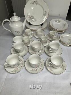 Service de dîner vintage Mayfair en fine porcelaine de Staffordshire, Angleterre, pour 6 personnes