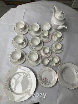 Service de dîner vintage Mayfair en fine porcelaine de Staffordshire, Angleterre, pour 6 personnes