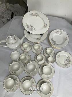 Service de dîner vintage Mayfair en fine porcelaine de Staffordshire, Angleterre, pour 6 personnes