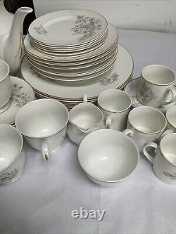 Service de dîner vintage Mayfair en fine porcelaine de Staffordshire, Angleterre, pour 6 personnes