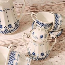 Service vintage Artil de petites tasses à thé, café et expresso en porcelaine à la cendre d’os, années 70