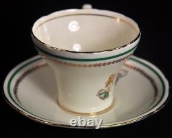 Tasse et soucoupe Aynsley peintes à la main, motif floral de corset crème avec bordure dorée et verte 1934-1939