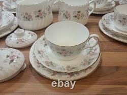 Tasses/Saucières/Assiettes Minton Spring Bouquet avec Théière