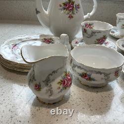 Théière en porcelaine bone china Royal Albert Vintage Tranquility, tasses, soucoupes, sucre et lait