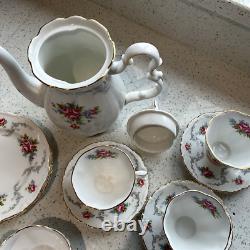 Théière en porcelaine bone china Royal Albert Vintage Tranquility, tasses, soucoupes, sucre et lait