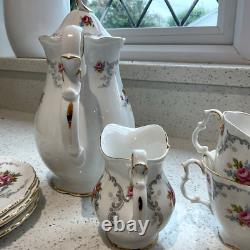 Théière en porcelaine bone china Royal Albert Vintage Tranquility, tasses, soucoupes, sucre et lait
