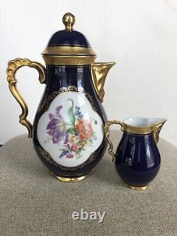Théière et crémier en émail cobalt Vtg Lindner Kueps Bavaria avec fleurs dorées