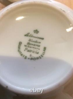 Un superbe service à café en porcelaine blanche avec bordure en or vintage - Bavarois