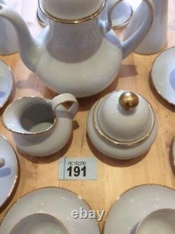 Un superbe service à café en porcelaine blanche avec bordure en or vintage - Bavarois