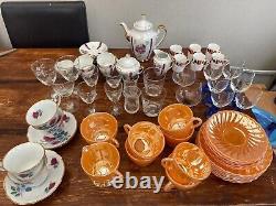 Vaisselle vintage des années 50, ensembles à café, ensembles de thé et verrerie