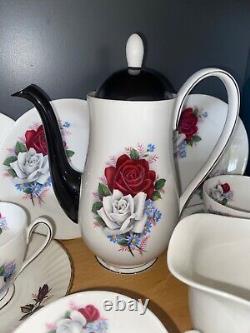 Véritable ensemble de café en porcelaine de Chine Vintage avec tasses, soucoupes, assiettes, cruche et bol en Rose Antique trio