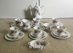 Vintage Collectables Royal Albert Lavande Rose Bone China 22 Piece Set Café