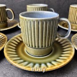 WADE IRISH Ensemble de Café et/ou Thé en Porcelaine Vintage de 14 Pièces. Couleur Fantastique