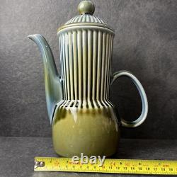 WADE IRISH Ensemble de Café et/ou de Thé en Porcelaine Vintage 14 Pièces. Couleur Éblouissante